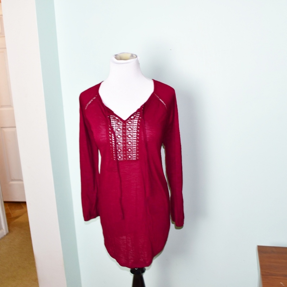 Izzy & Lola Red Flowy Blouse - Picture 1 of 2